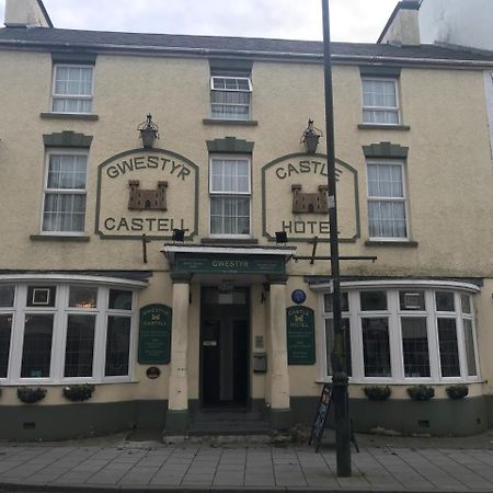 למפטר The Castle Hotel מראה חיצוני תמונה